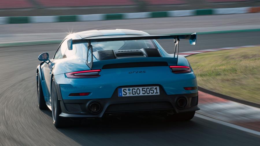  Porsche 911 GT2 RS (991) 2017 года  (WW) (фото 42 из 93)